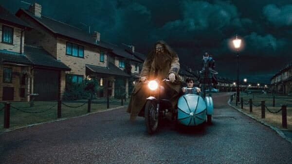 WarnerBros.be | Harry Potter 7 deel 1 : en de Relieken van de Dood | Films